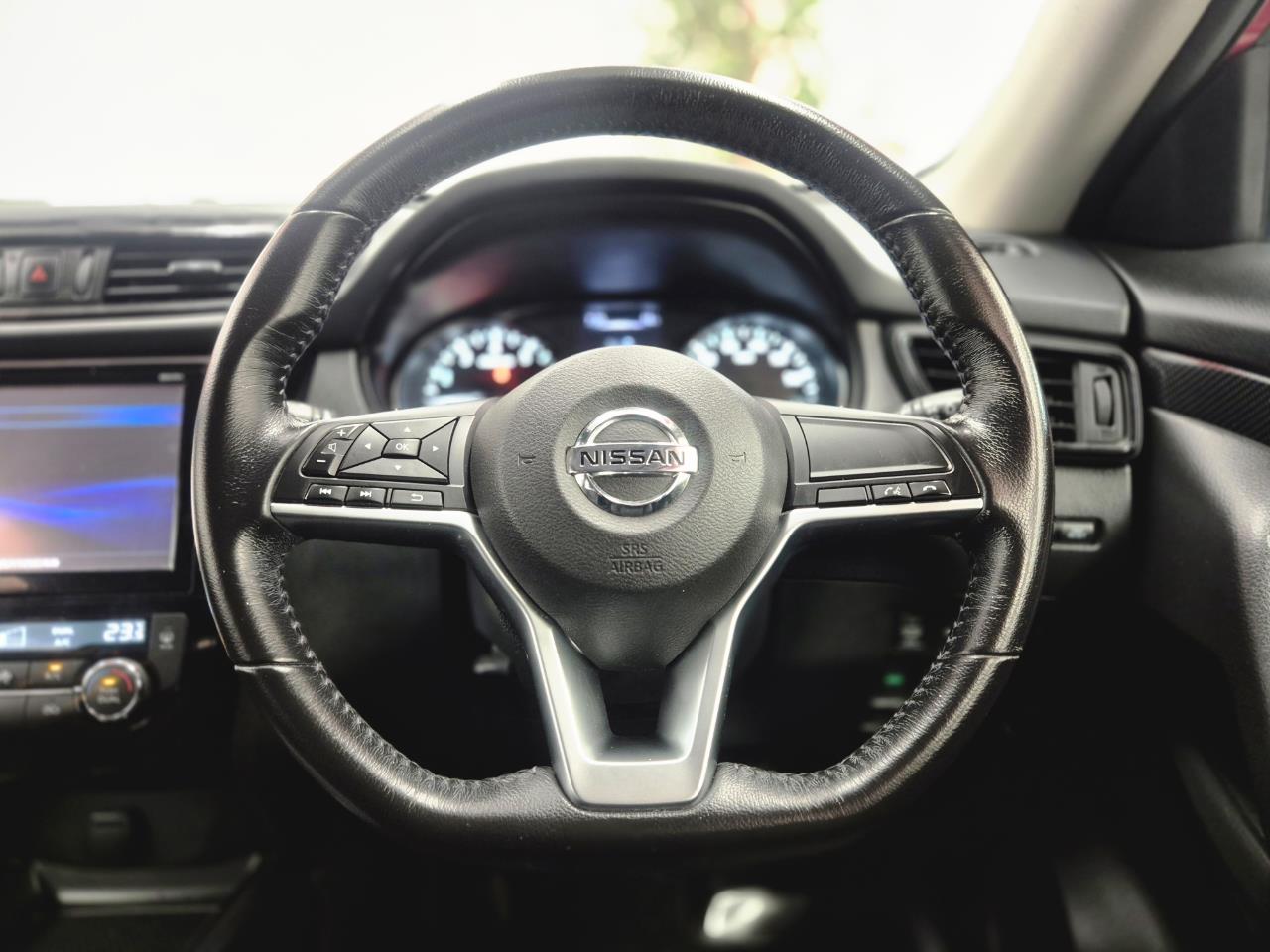 2017 Nissan X-Trail thumbnail