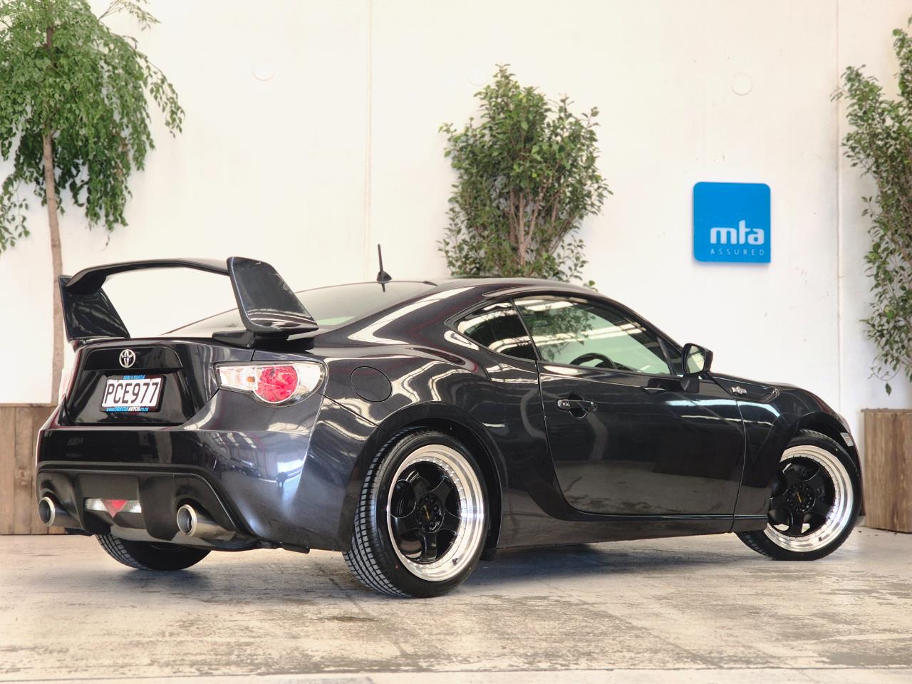 2012 Toyota 86 thumbnail