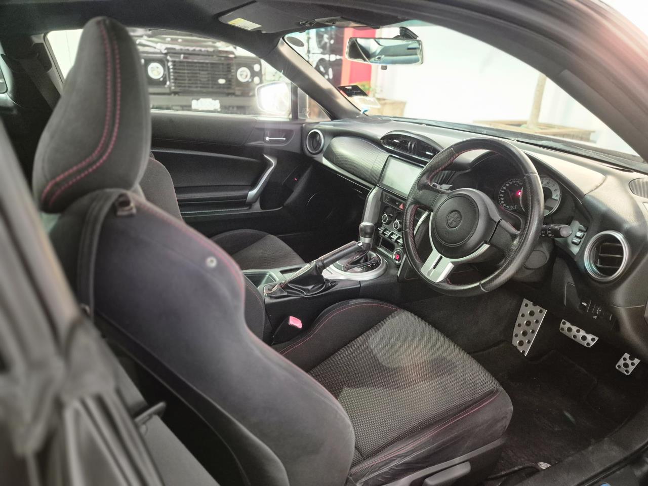 2012 Toyota 86 thumbnail