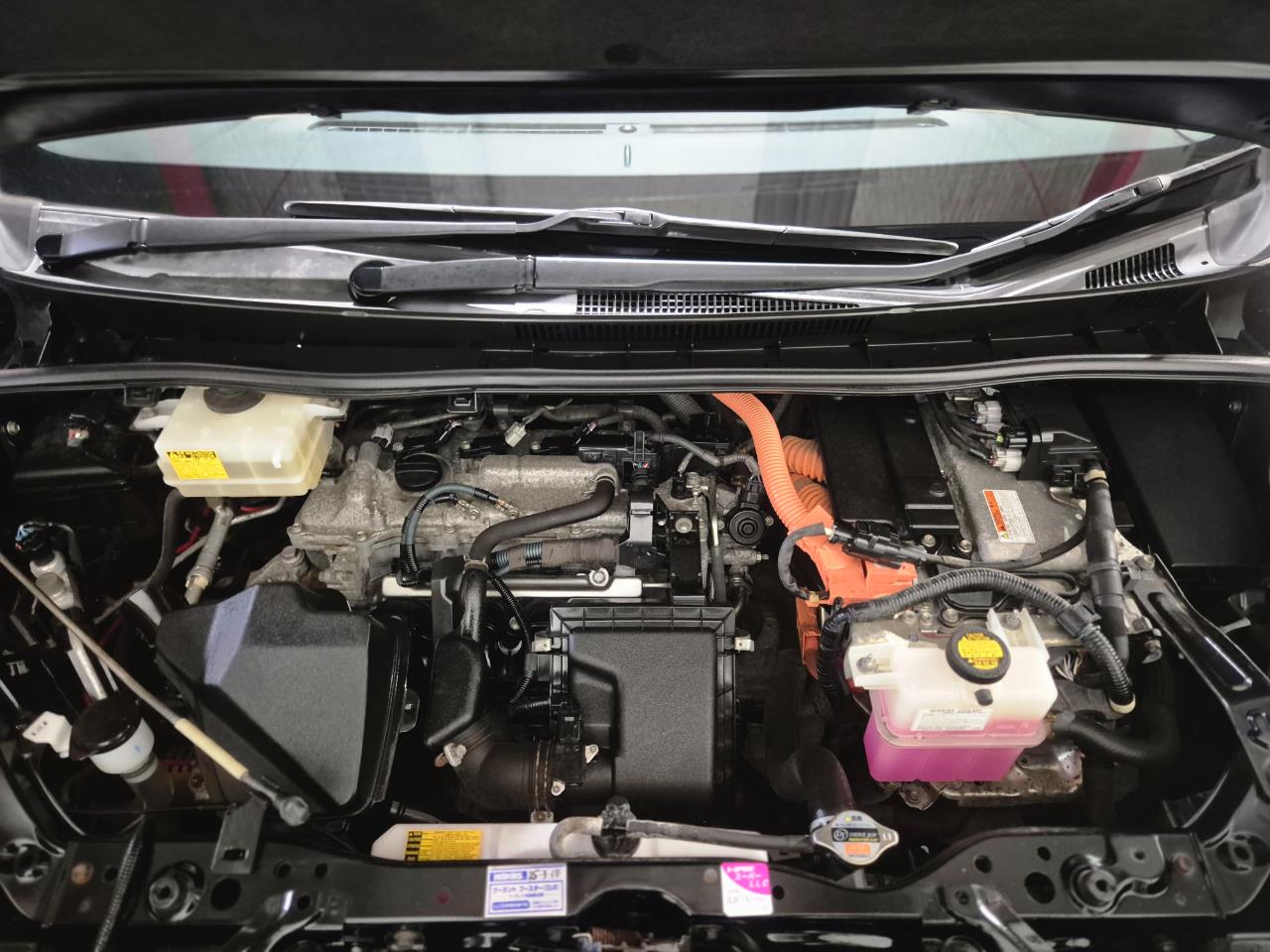 2014 Toyota Voxy thumbnail