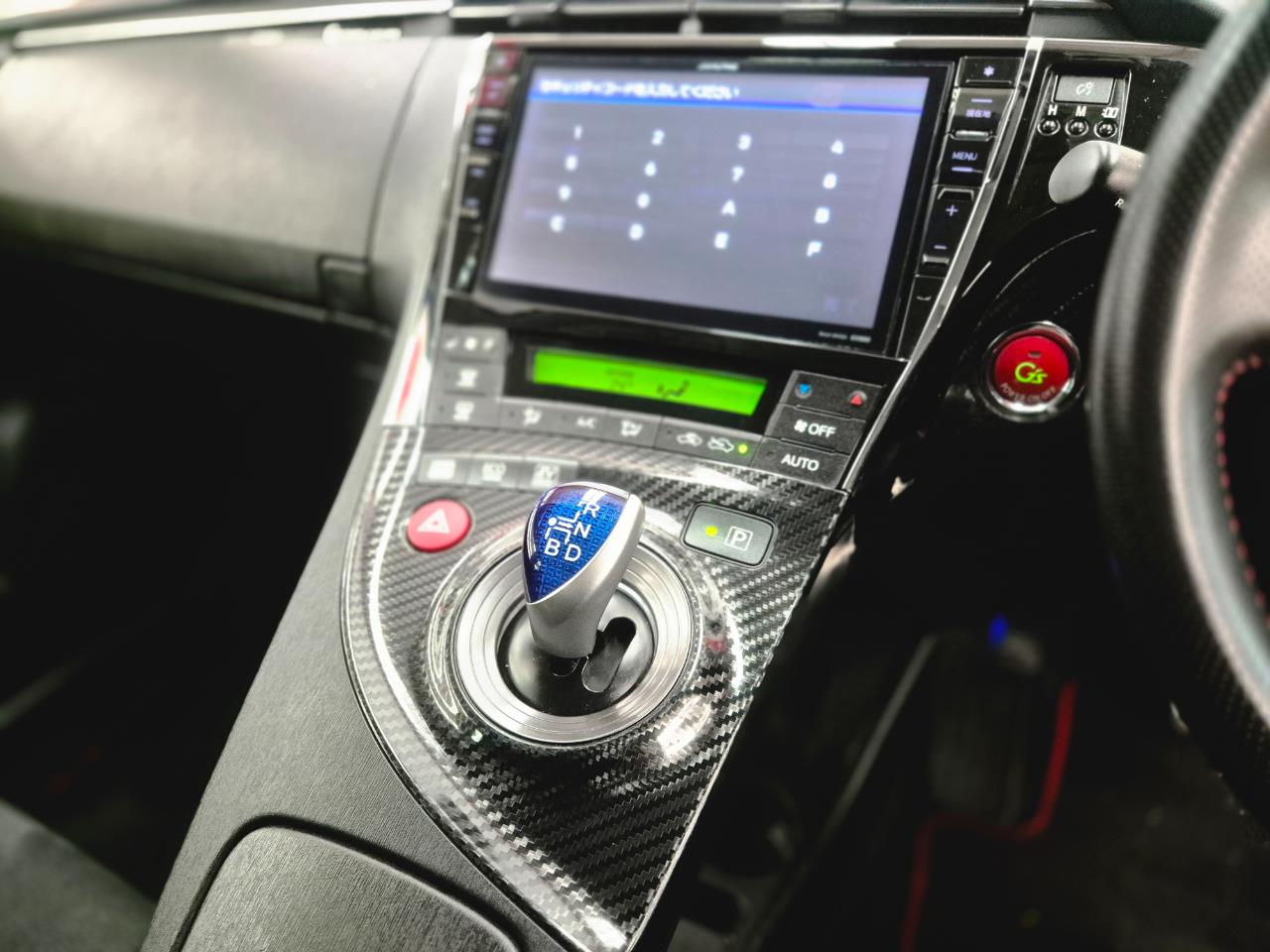 2014 Toyota Prius thumbnail