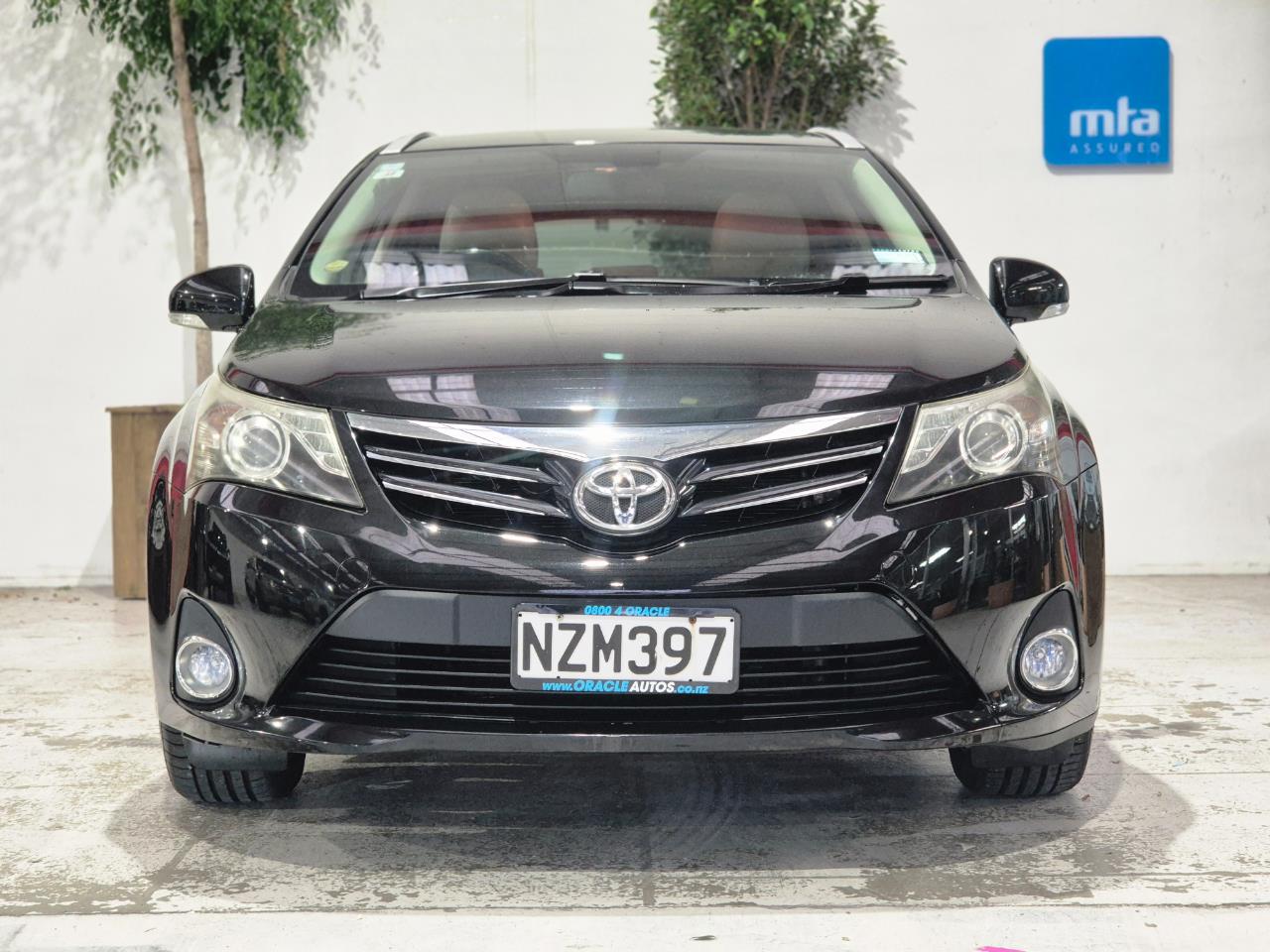 2013 Toyota Avensis thumbnail