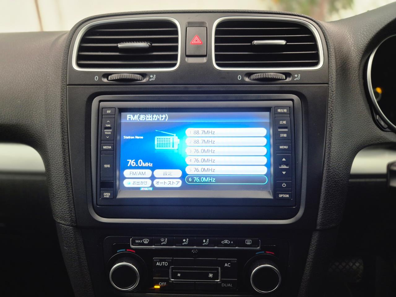 2012 Volkswagen Golf thumbnail