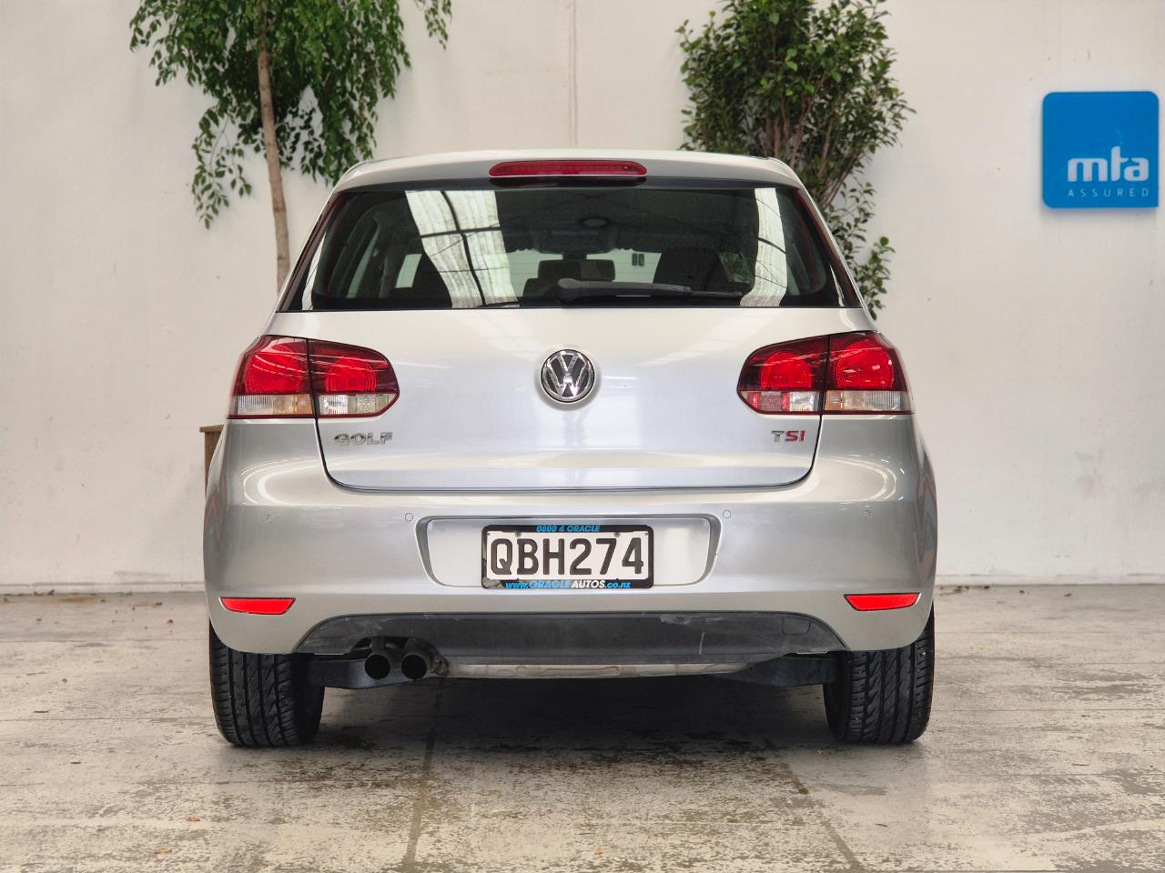2012 Volkswagen Golf thumbnail