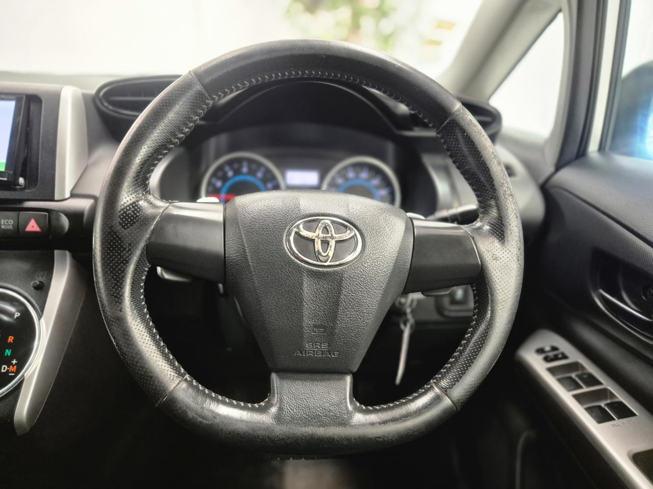 2009 Toyota Wish thumbnail