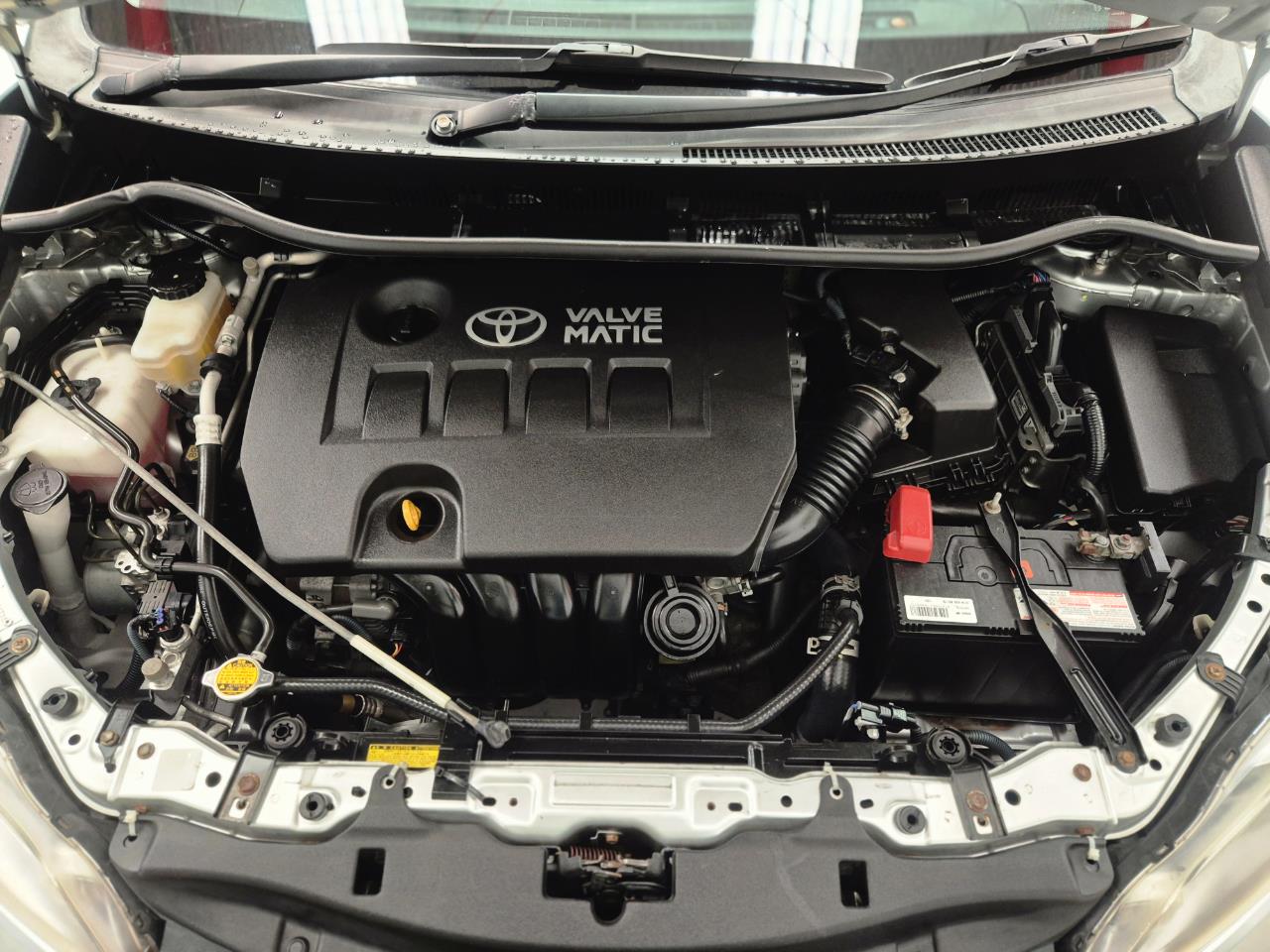 2009 Toyota Wish thumbnail