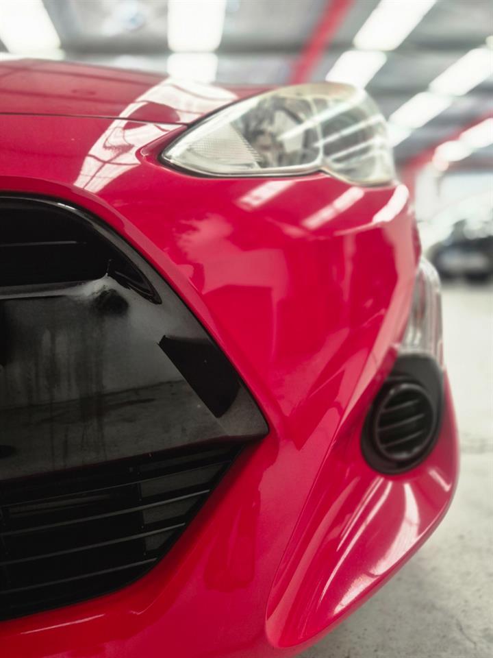 2015 Toyota Aqua thumbnail