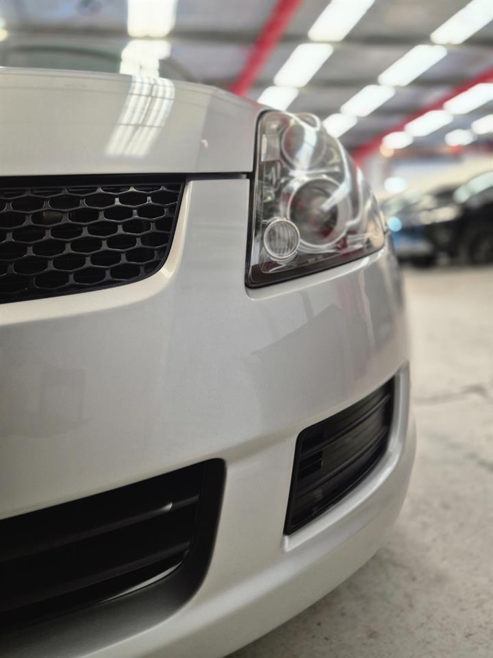 2008 Suzuki Swift thumbnail