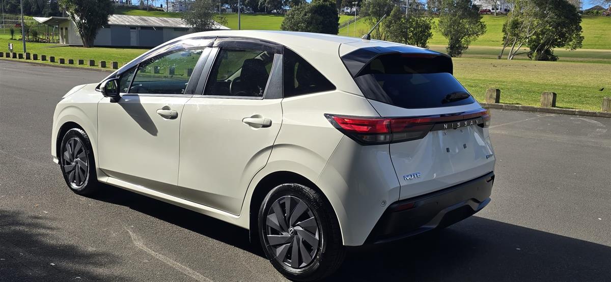 2021 Nissan Note thumbnail