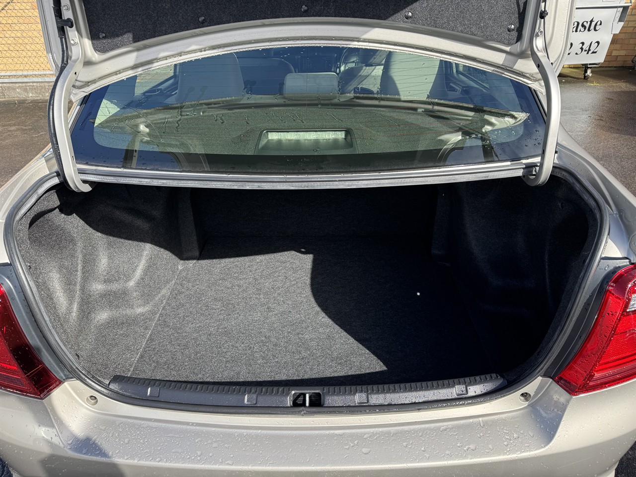 2015 Toyota Corolla thumbnail