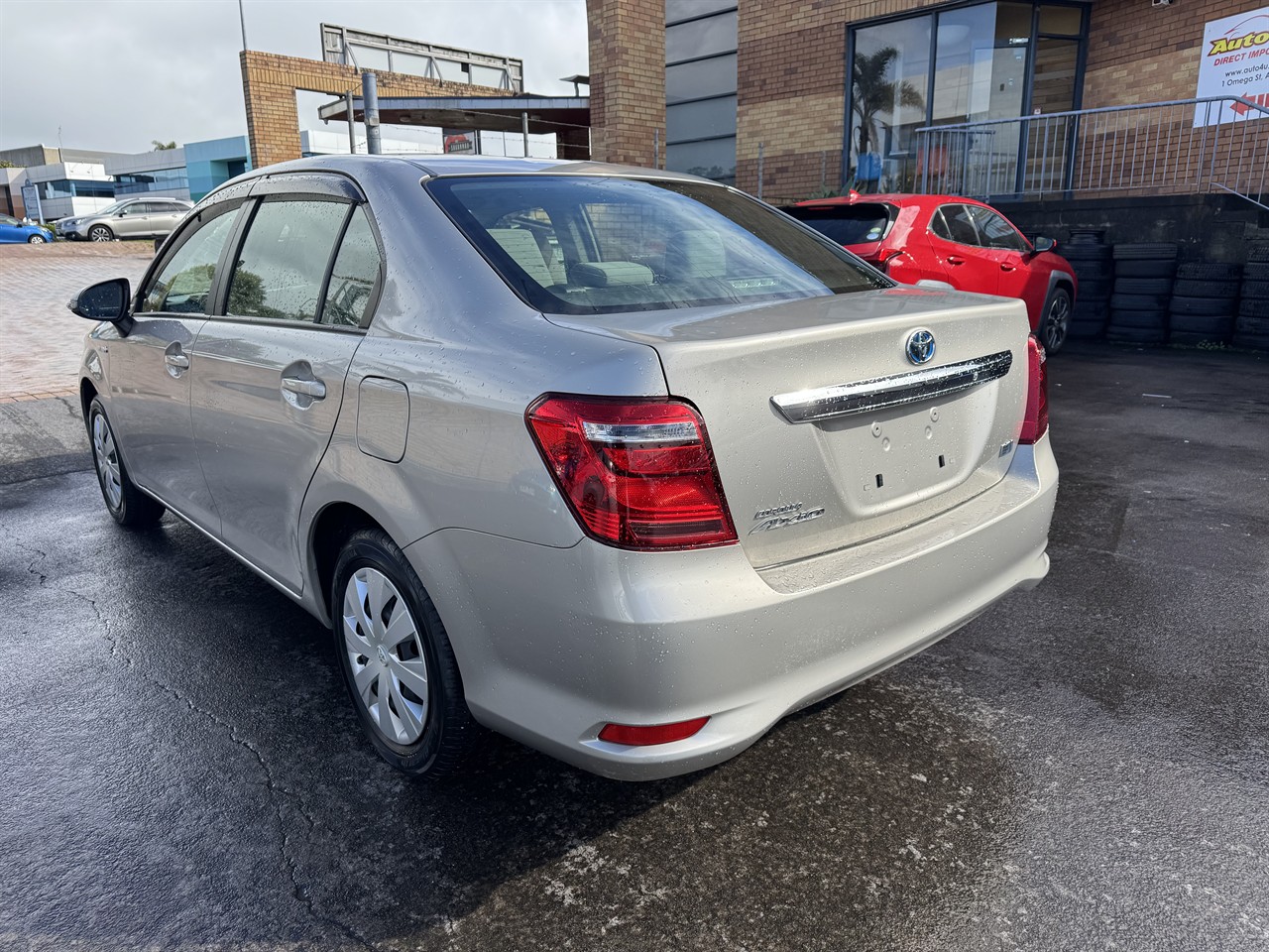 2015 Toyota Corolla thumbnail