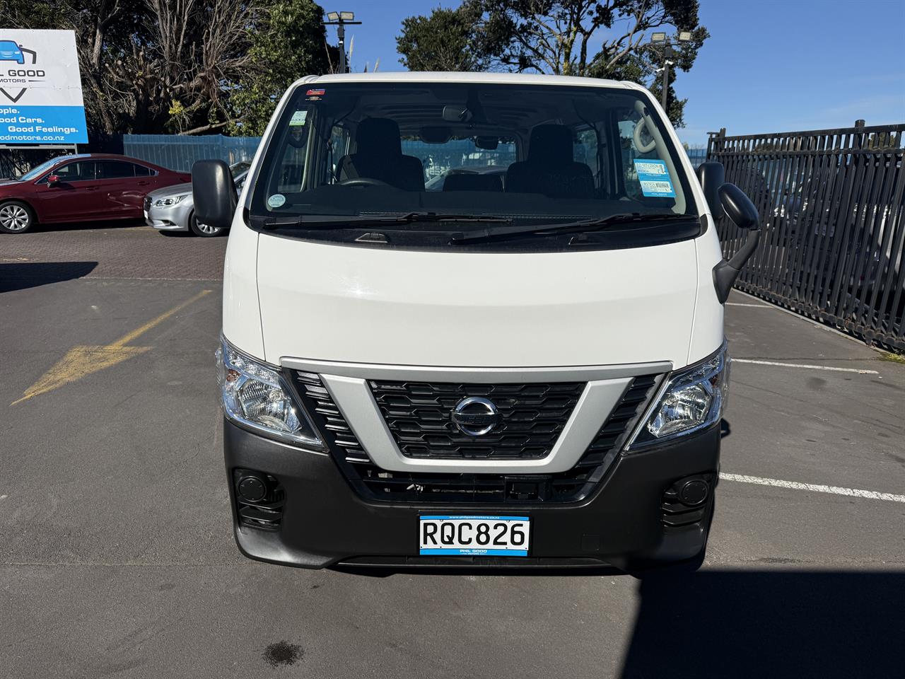 2020 Nissan NV350 thumbnail