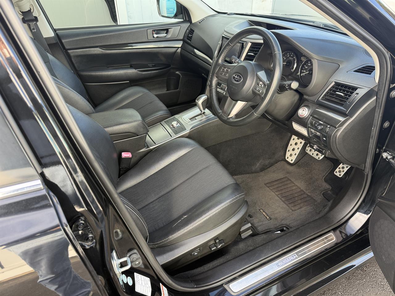 2012 Subaru Legacy thumbnail
