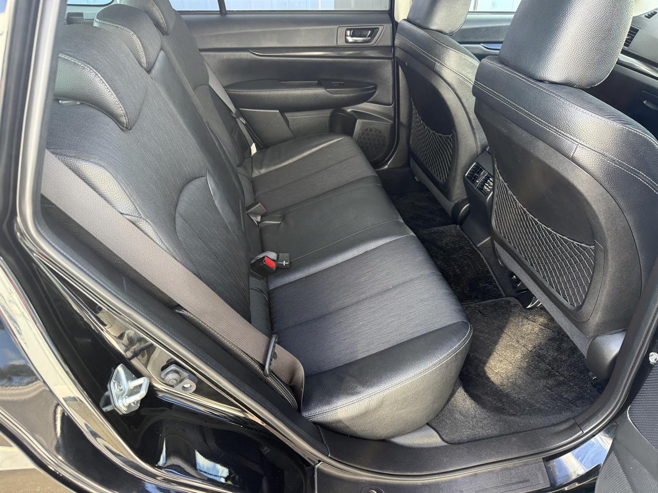 2012 Subaru Legacy thumbnail