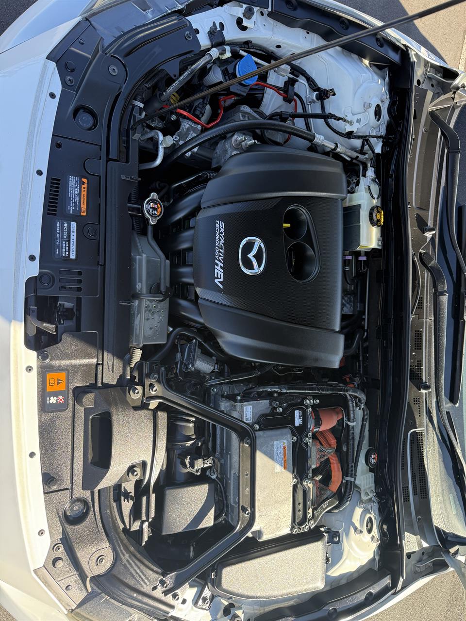 2013 Mazda Axela thumbnail