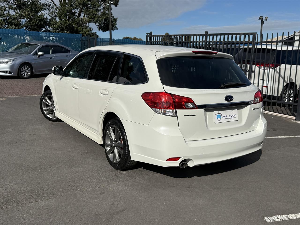 2014 Subaru Legacy thumbnail