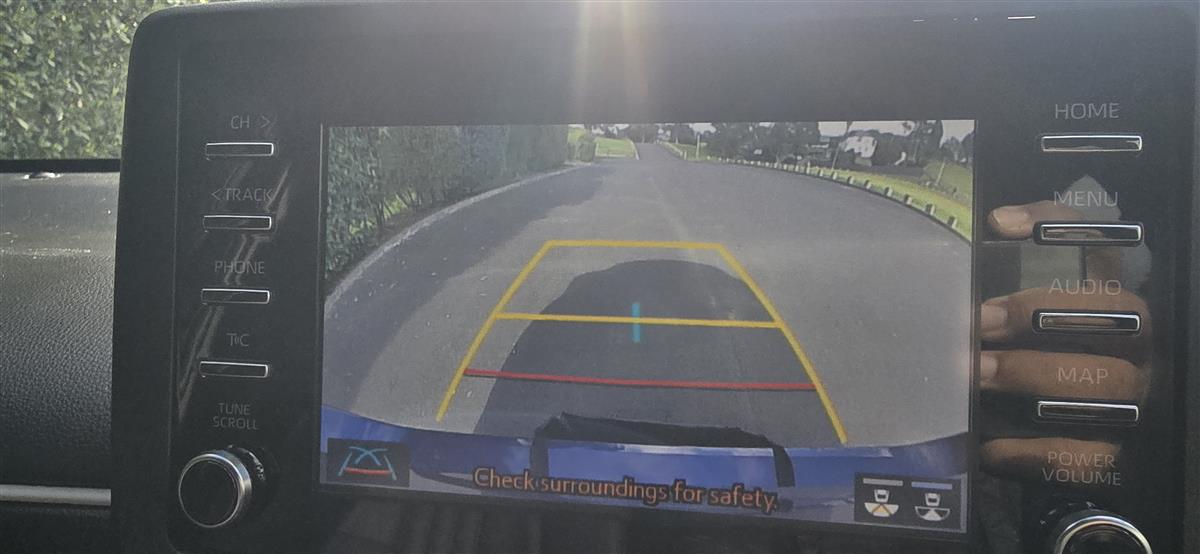 2021 Toyota Yaris thumbnail