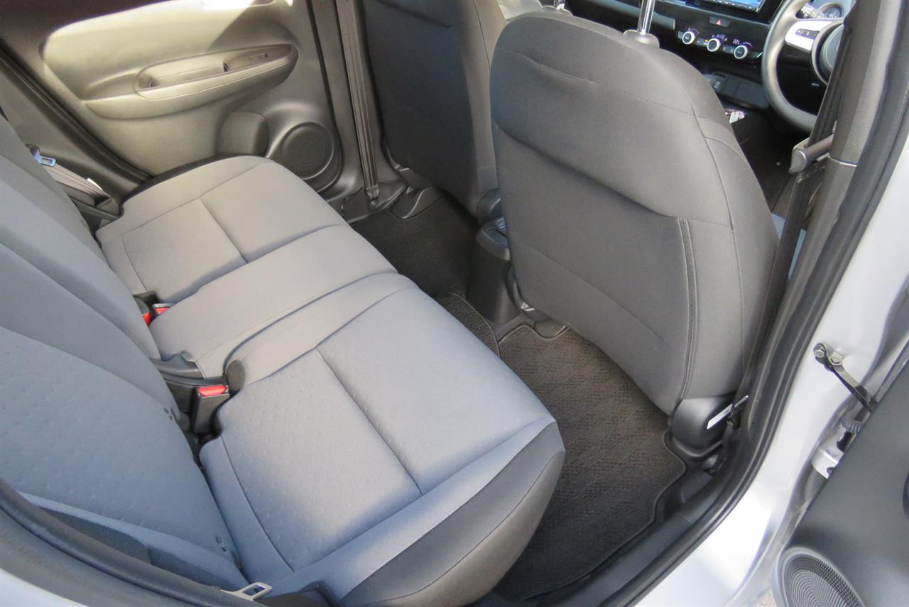 2020 Honda Fit thumbnail