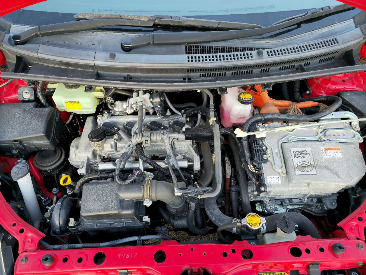 2013 Toyota Aqua thumbnail