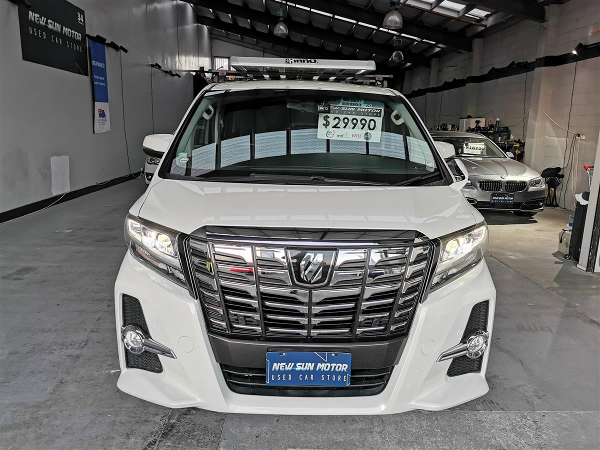 2016 Toyota Alphard thumbnail