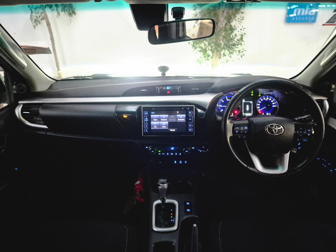 2020 Toyota Hilux thumbnail