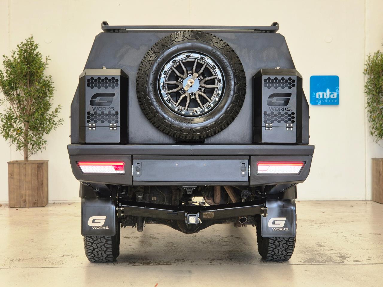 2019 Toyota Hilux thumbnail