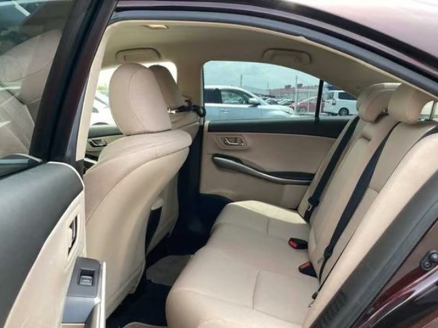 2013 Toyota Sai thumbnail