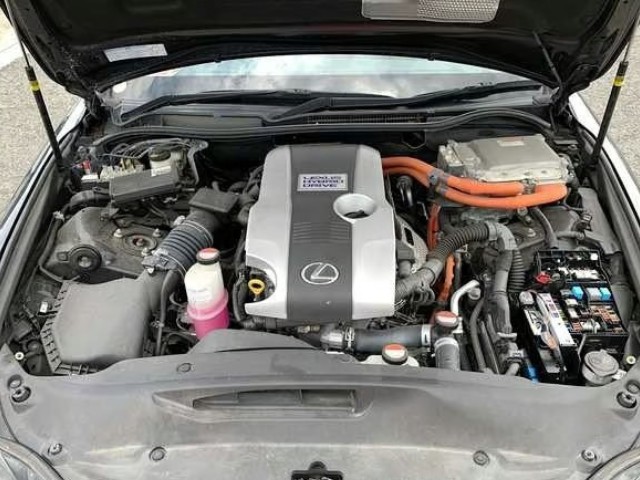 2016 Lexus IS thumbnail