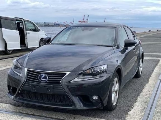 2016 Lexus IS thumbnail