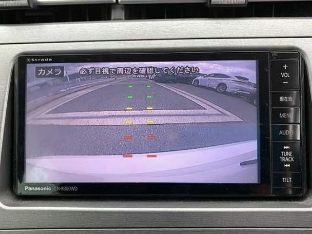2015 Toyota Prius thumbnail