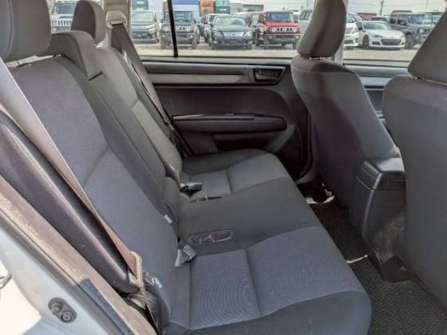 2015 Toyota Corolla thumbnail