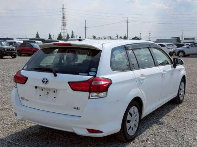 2015 Toyota Corolla thumbnail
