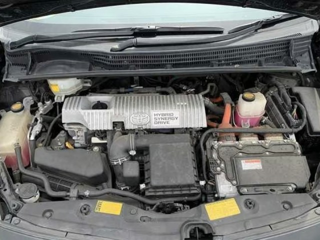 2013 Toyota Prius thumbnail