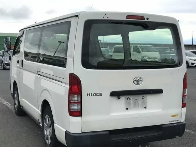 2018 Toyota Hiace thumbnail