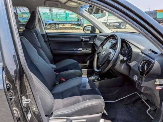 2014 Toyota Corolla thumbnail