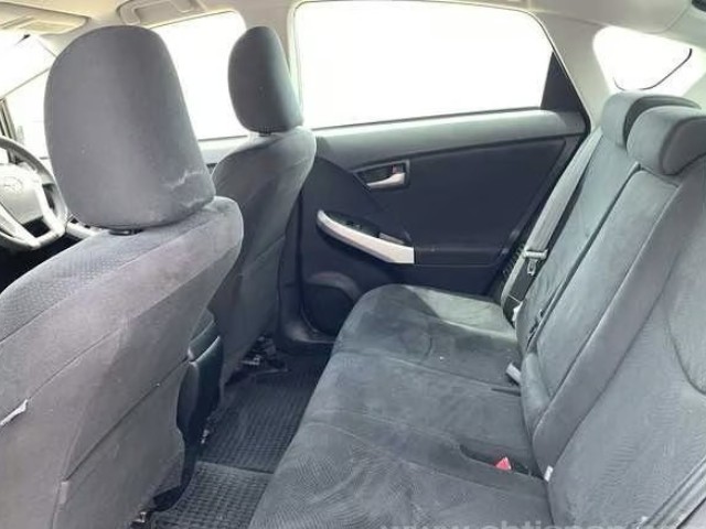 2015 Toyota Prius thumbnail