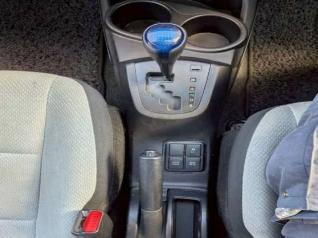 2015 Toyota Aqua thumbnail