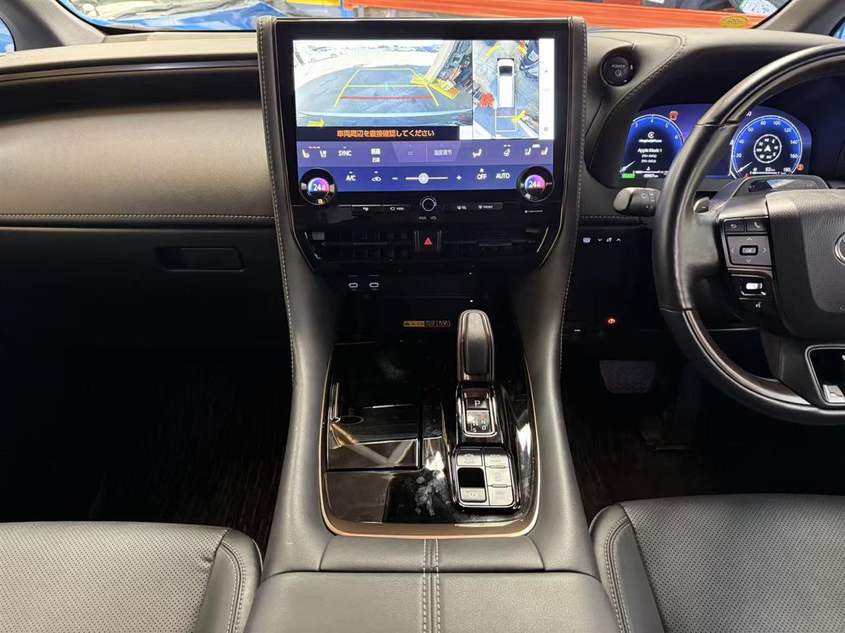 2024 Toyota Alphard thumbnail