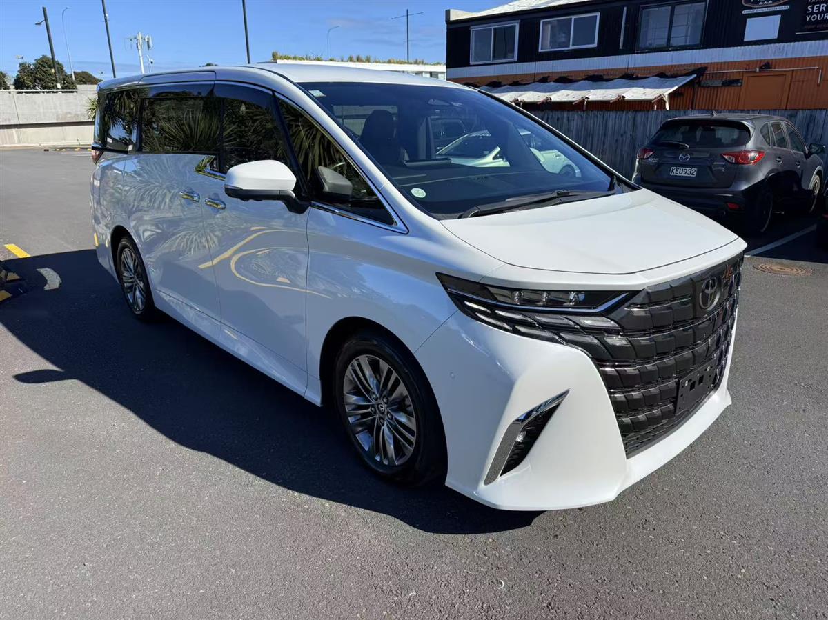 2024 Toyota Alphard thumbnail