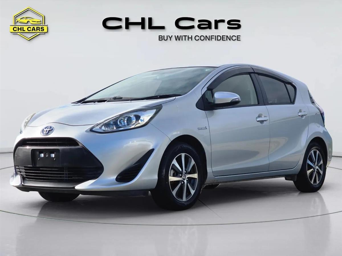 2017 Toyota Aqua thumbnail