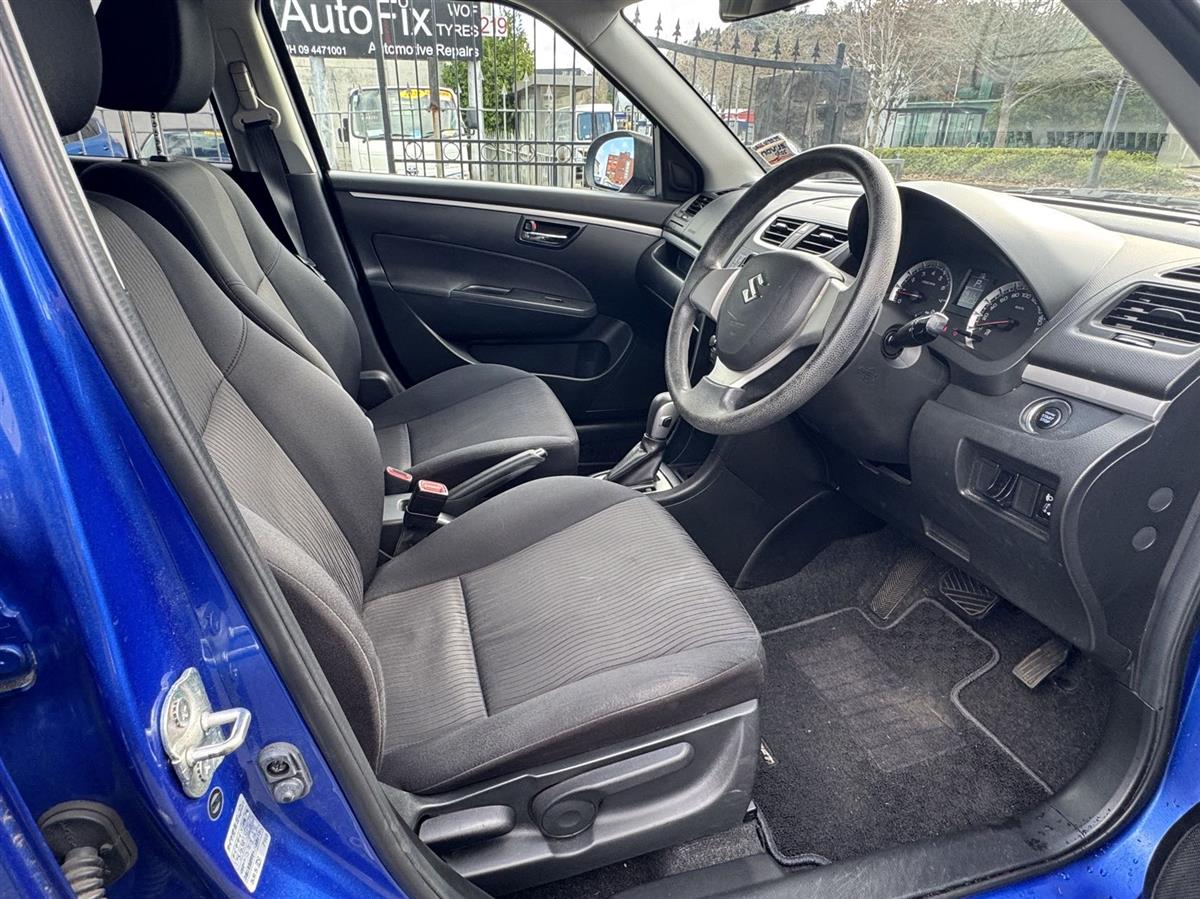 2011 Suzuki Swift thumbnail