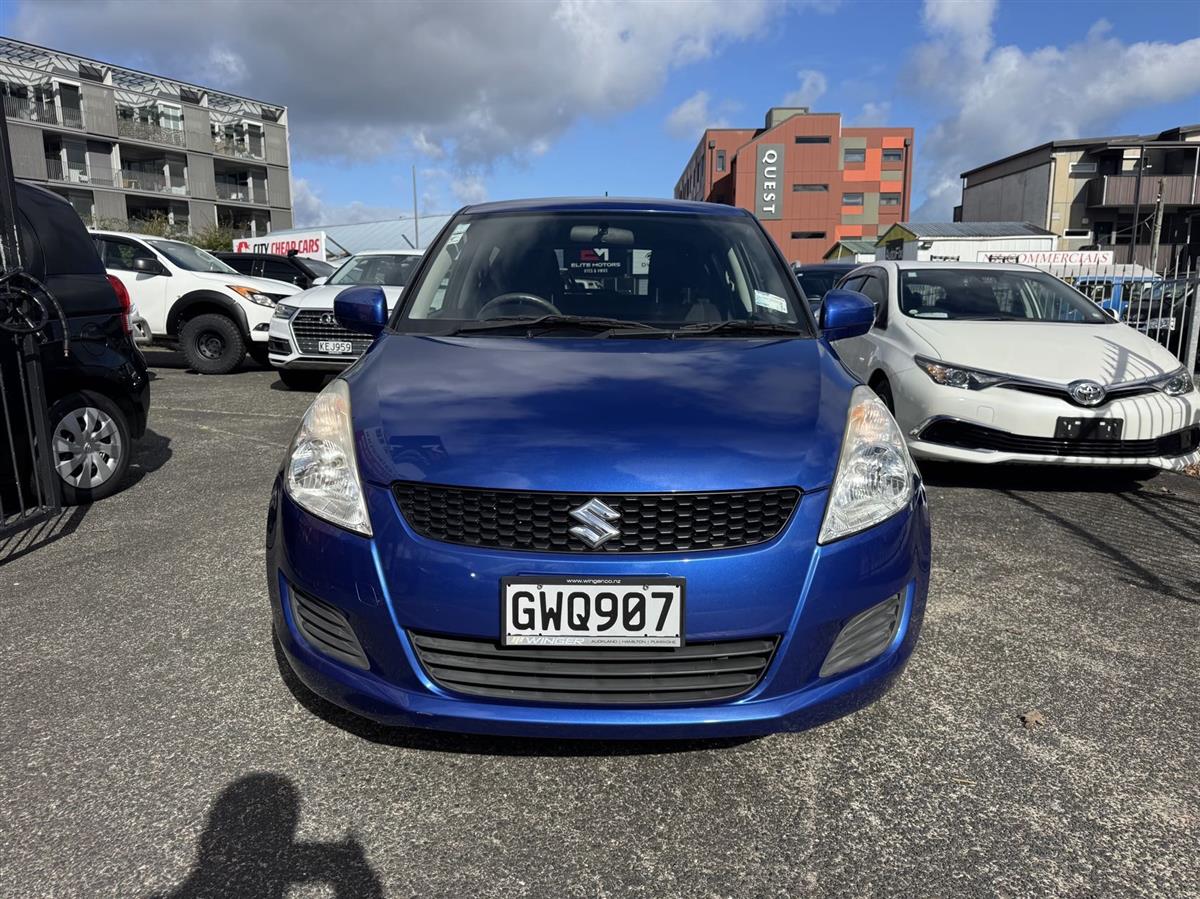 2011 Suzuki Swift thumbnail