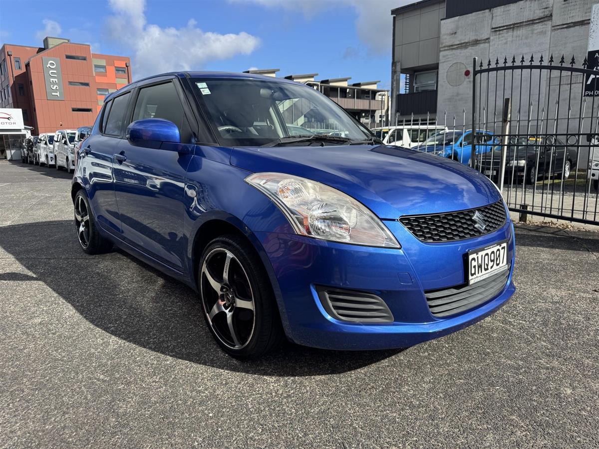 2011 Suzuki Swift thumbnail