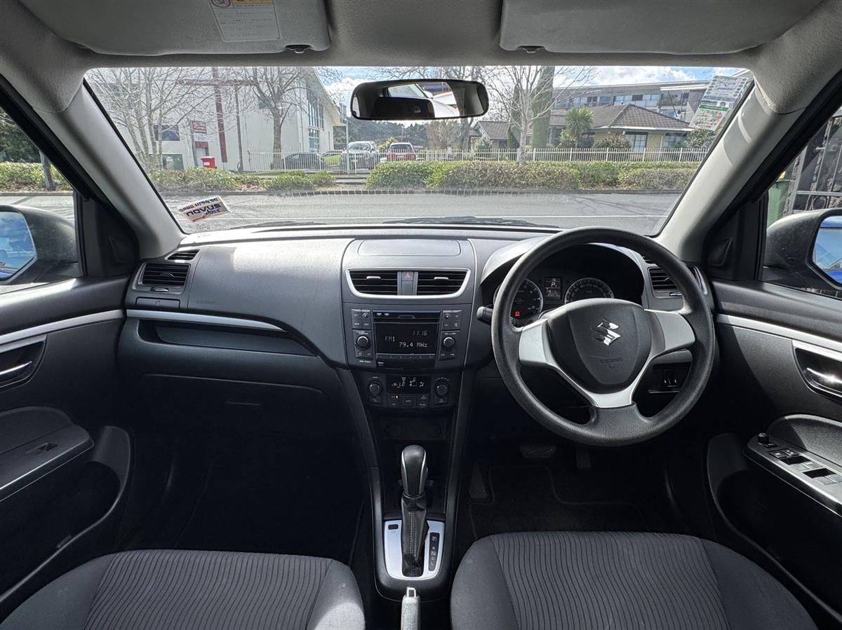 2011 Suzuki Swift thumbnail