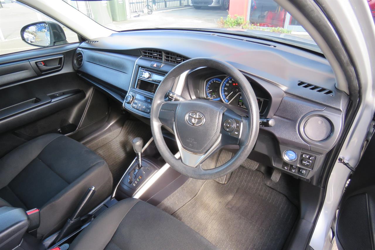 2021 Toyota Corolla thumbnail