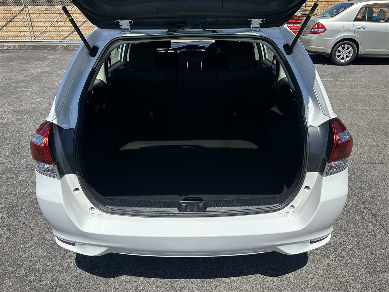 2019 Toyota Corolla thumbnail