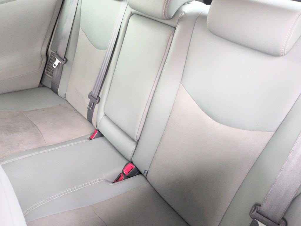 2015 Toyota Prius thumbnail