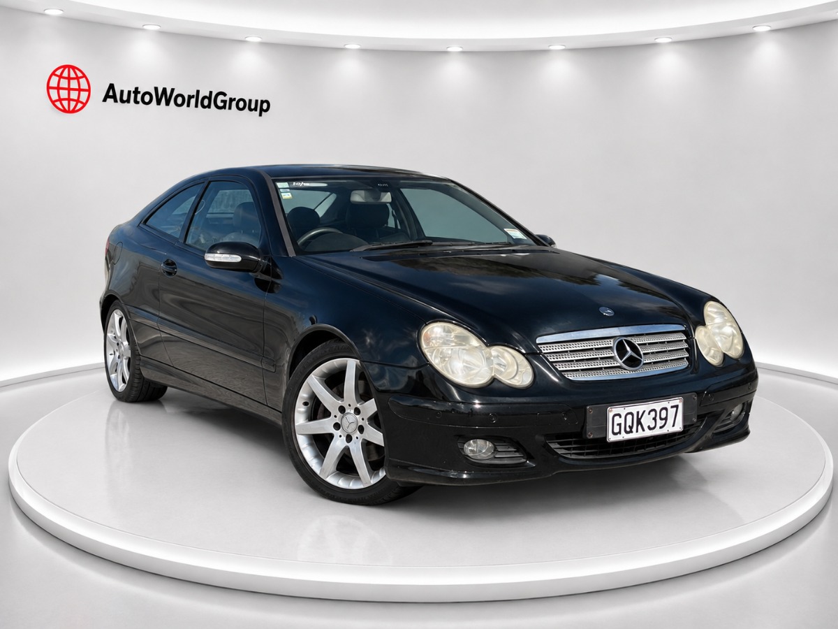 2006 Mercedes-Benz C thumbnail