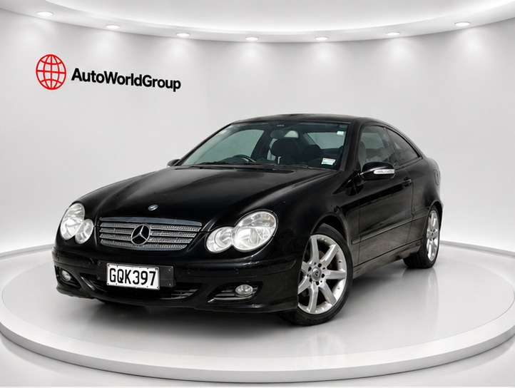 2006 Mercedes-Benz C thumbnail