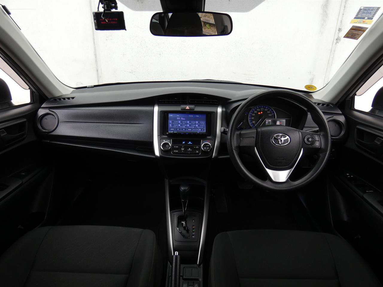 2021 Toyota COROLLA thumbnail